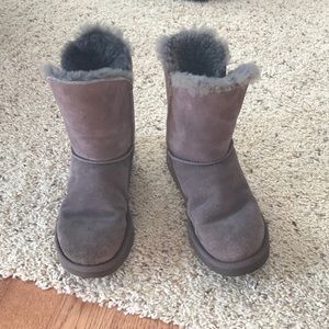 These are like new UGG boots.